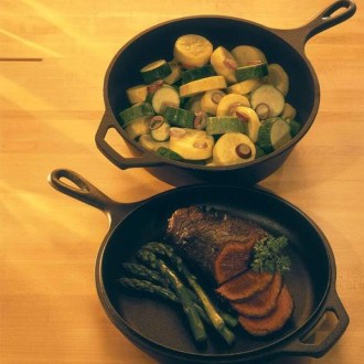 Lodge Pre-Seasoned 2-in-1 Cast Iron Combo Cooker
