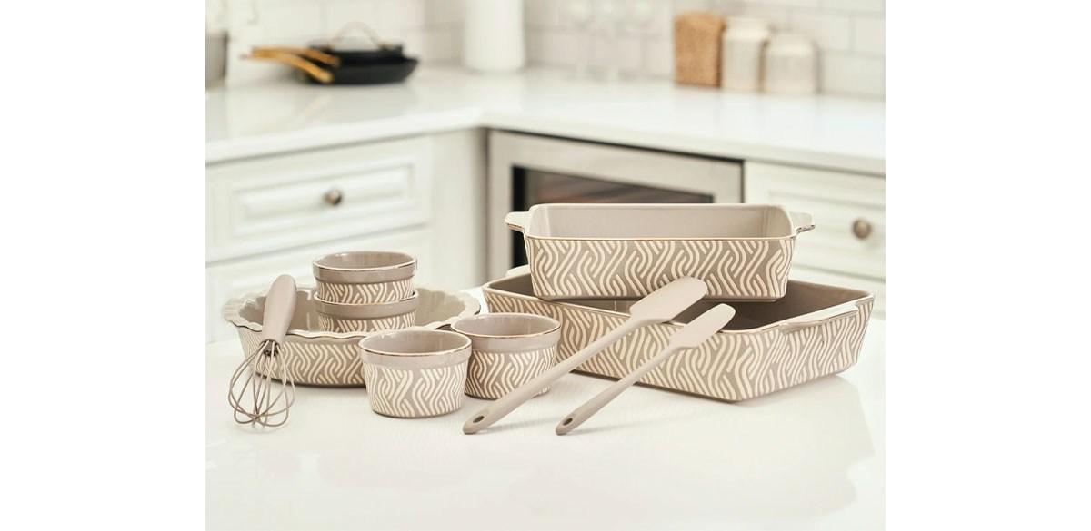 Thyme &amp; Table, 10-Piece Ceramic Bakeware Set, with Spatulas &amp; Whisk, Madison