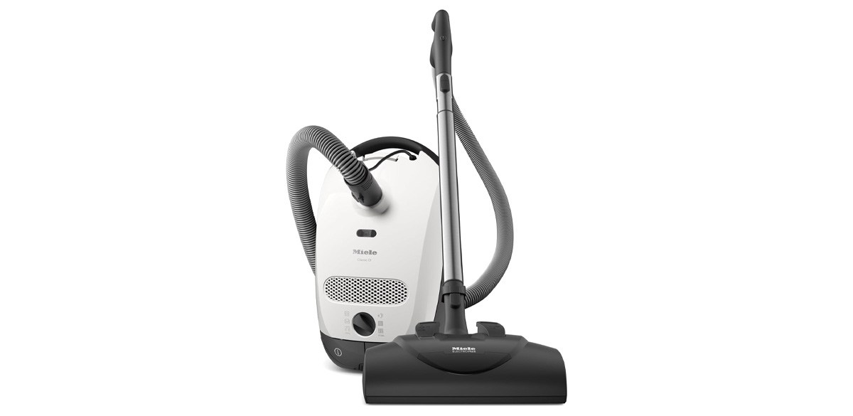 Miele Classic C1 Cat & Dog Bagged Canister Vacuum Miele Classic C1 Cat & Dog Bagged Canister Vacuum
