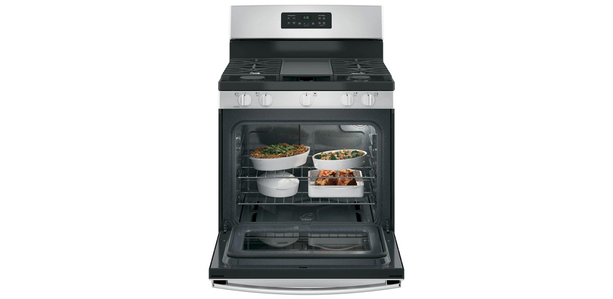GE Appliances 30in 5 cu ft. Freestanding Gas Range with Griddle
