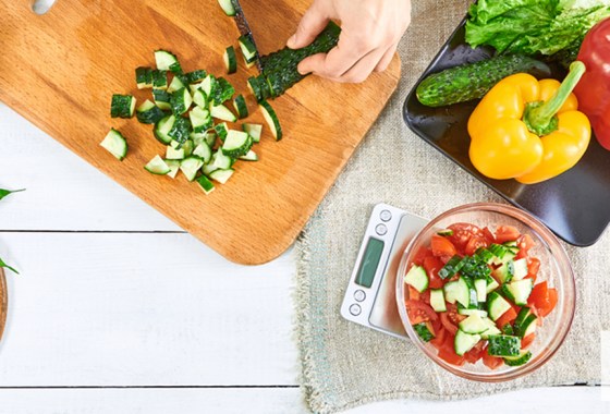 Digital kitchen scale vs. mechanical kitchen scale