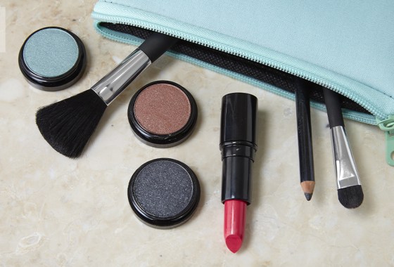 The best travel makeup bag