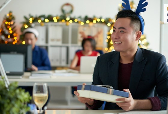 Best holiday gifts for employees