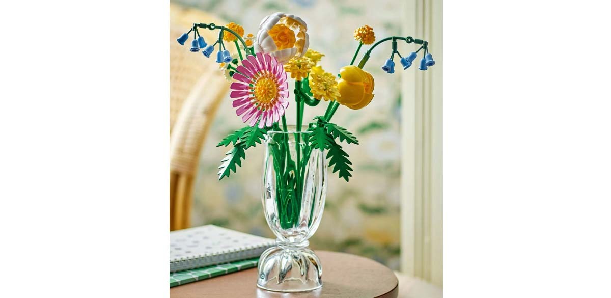LEGO Botanicals Petite Sunny Bouquet Flower Set