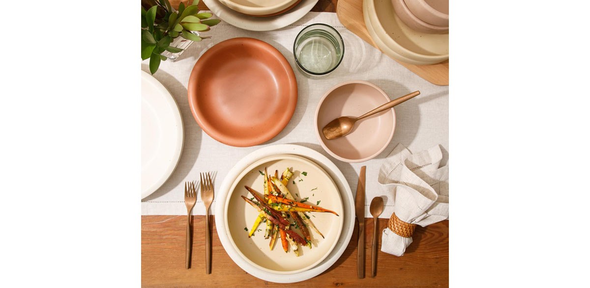 Bloomhouse Corsica Clay 16-Piece Stoneware Rustic Reactive Glaze Dinnerware Set