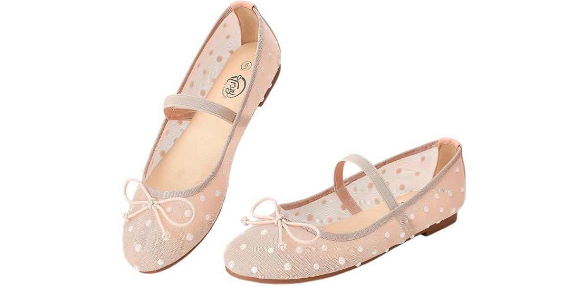 Trary Flats for Women