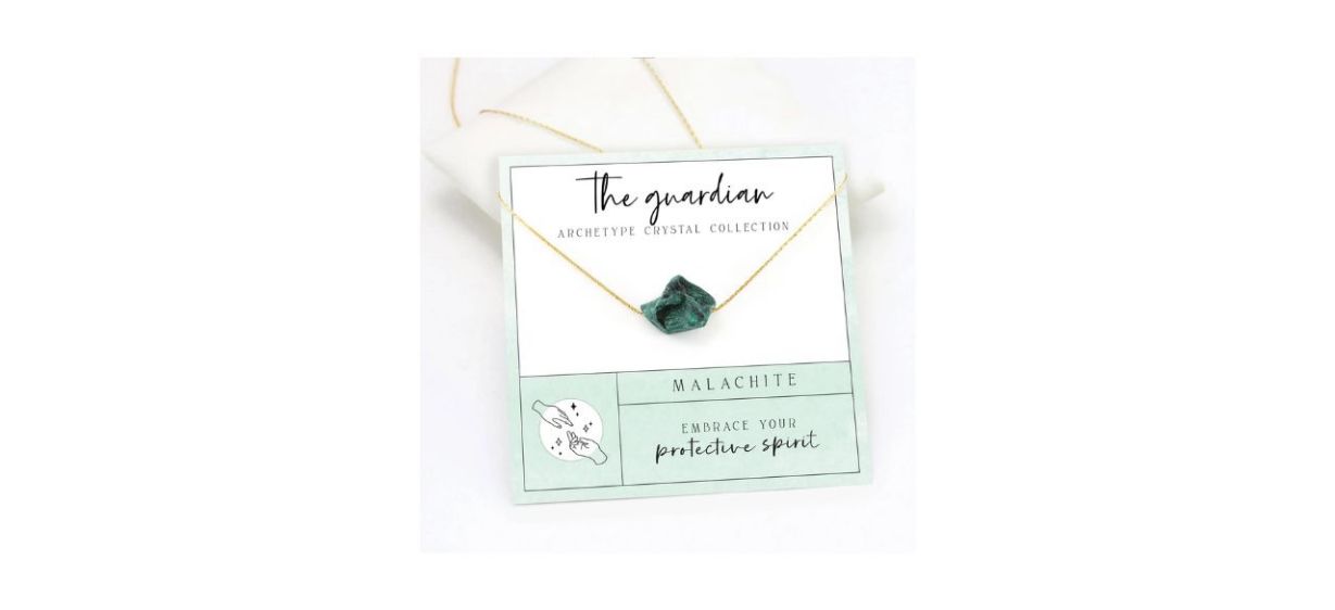 delezhen Raw Unpolished Gem Necklace in malachite variety