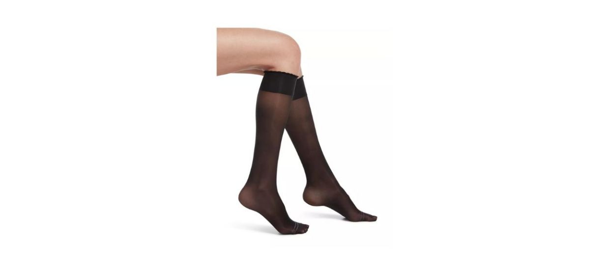 Best Hue Graduated Compression Sheer Knee-High Socks