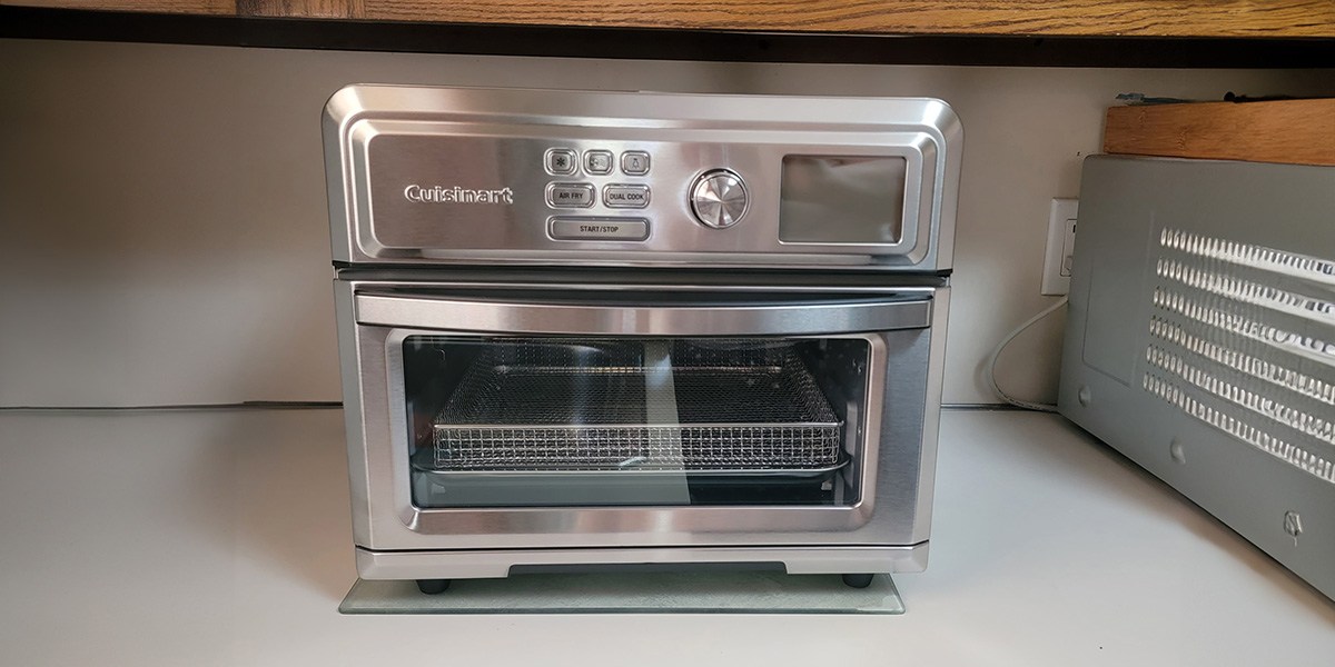 Cuisinart TOA-65 Digital Air Fryer Toaster Oven with pizza inside.