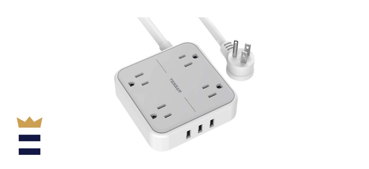 TESSAN Mountable Flat Plug Power Strip with 3 USB Ports