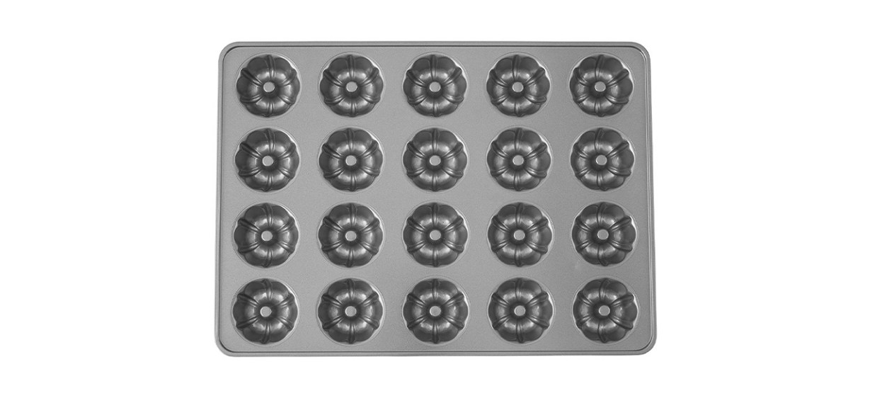 Wilton Mini Bundt Cake Pan - Non-Stick, 20-Compartments