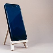 cell phone stand2